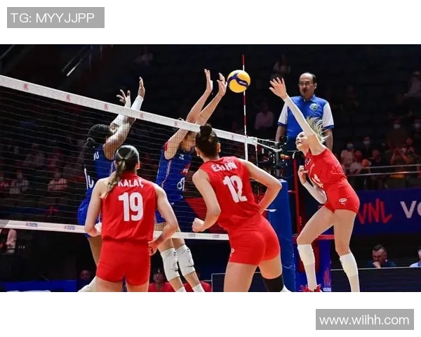 2014世界女排大奖赛总决赛中国队对阵土耳其队精彩回顾与赛后分析